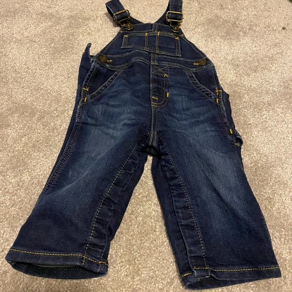 Baby Gap Jean overalls - Picture 1 of 4